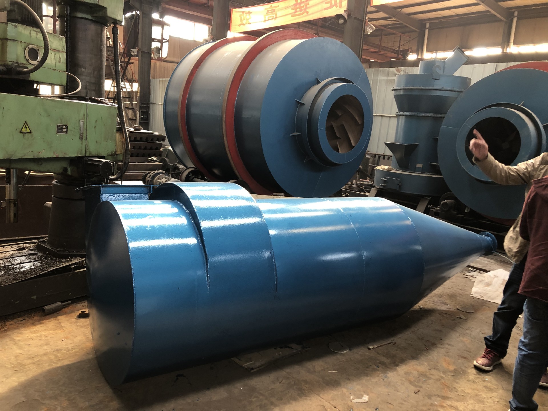 1608864713120988.jpg 砂子烘干機(jī).jpg